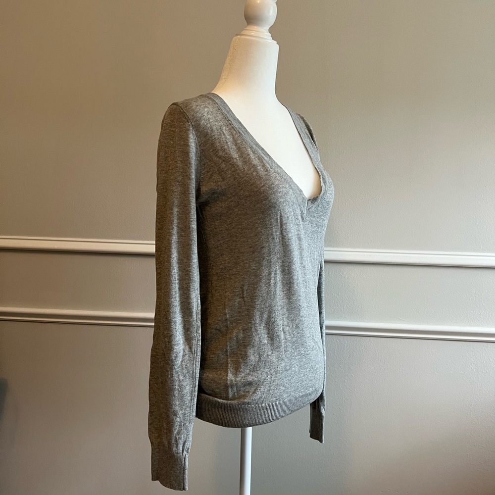 Forever 21 lightweight sweater 90s basic